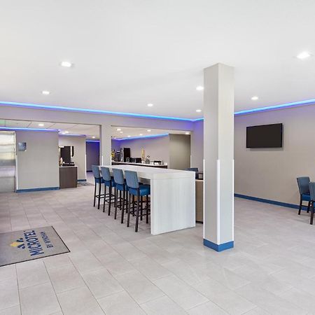 Microtel Inn & Suites By Wyndham Manchester - Newly Renovated Exterior photo