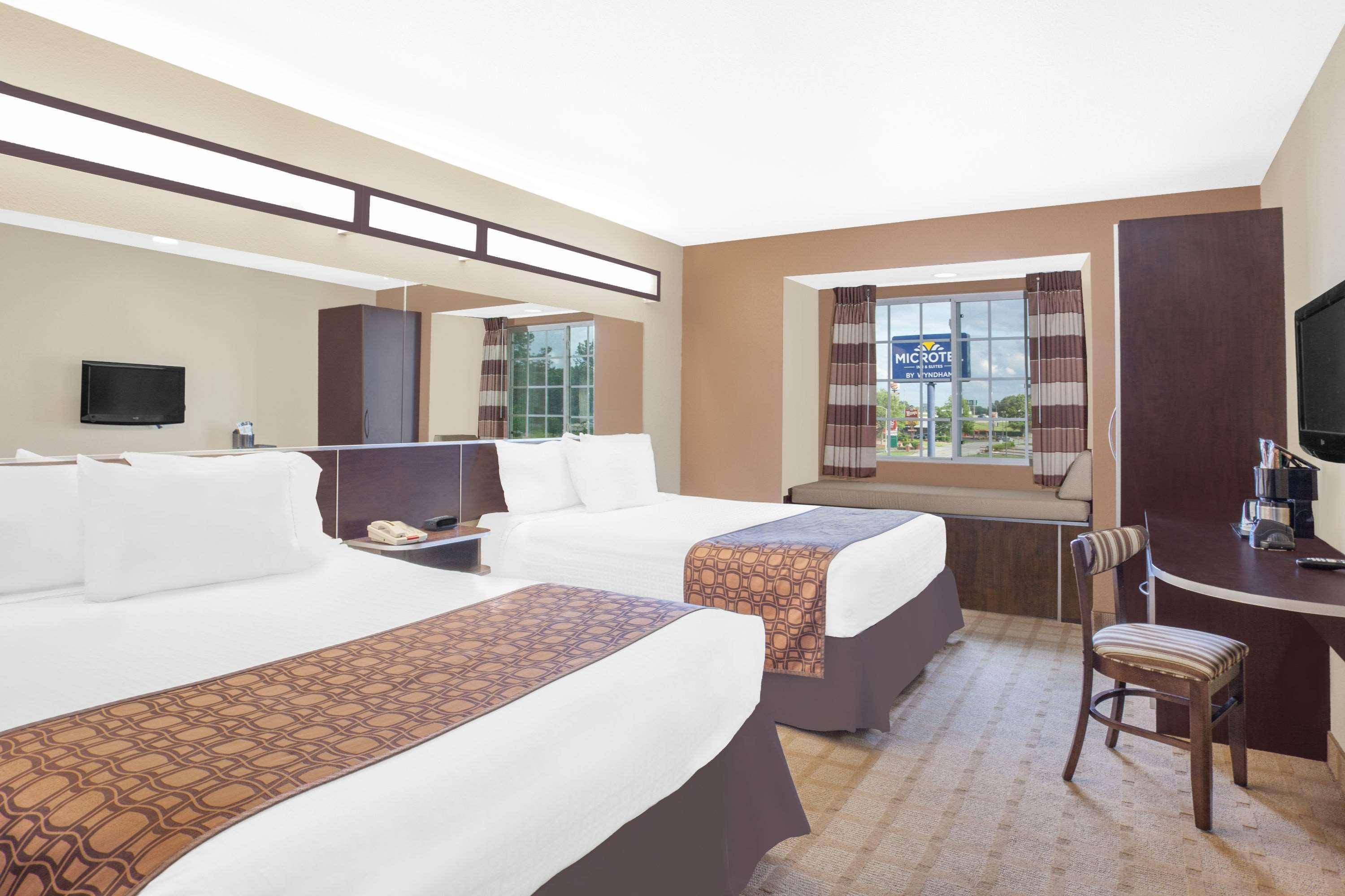 Microtel Inn & Suites By Wyndham Manchester - Newly Renovated Exterior photo